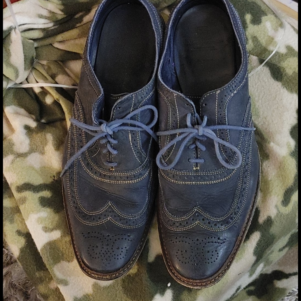 Allen Edmunds leather shoes